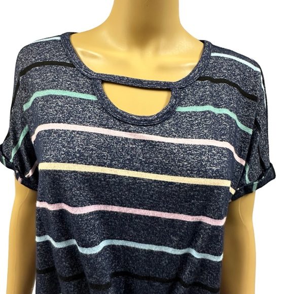 Democracy Blue Multicolor Striped Twisted Hem Keyhole Knit Top Womens Medium - Picture 2 of 9